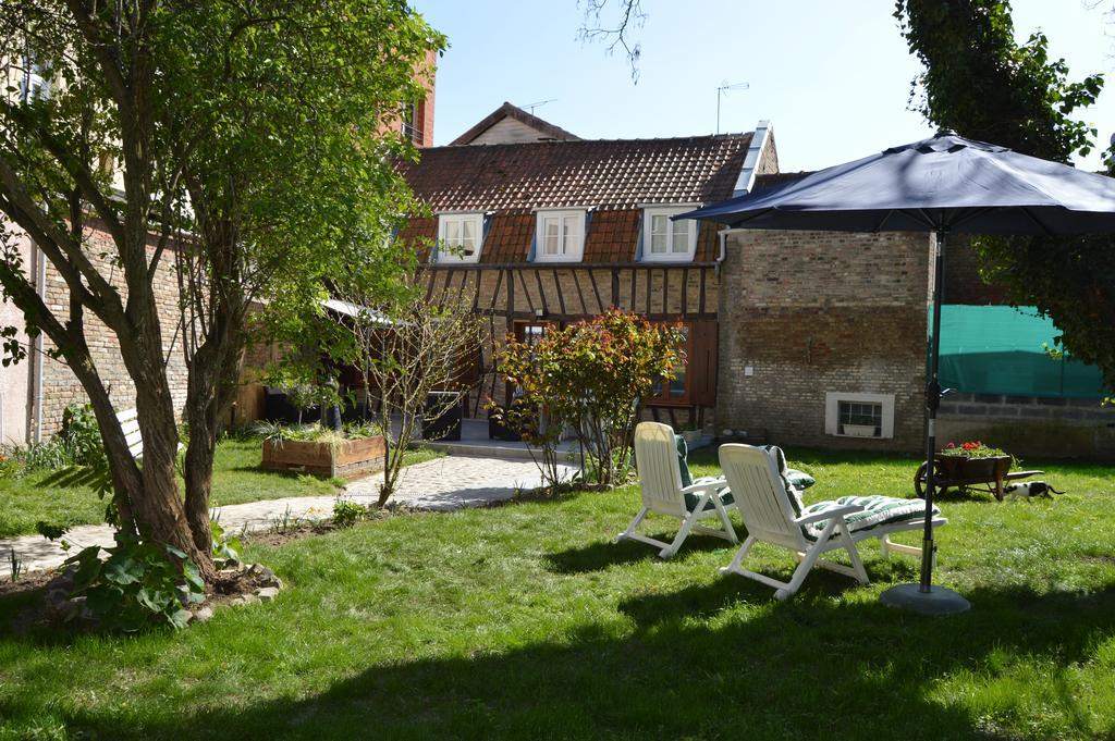 Au Coeur D'Amiens Villa Eksteriør billede