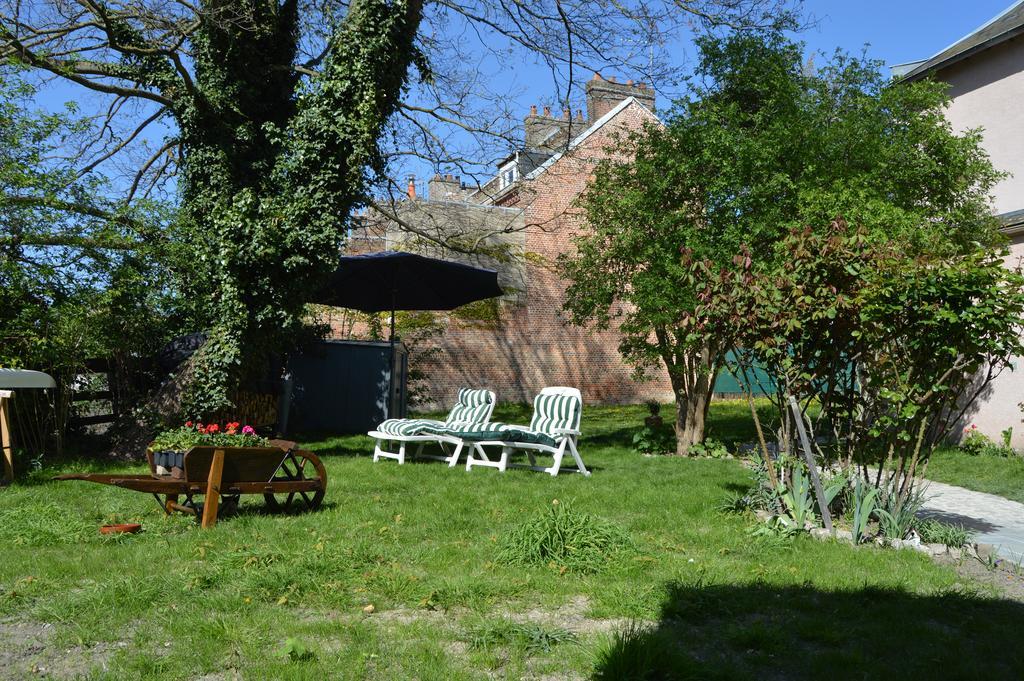 Au Coeur D'Amiens Villa Eksteriør billede